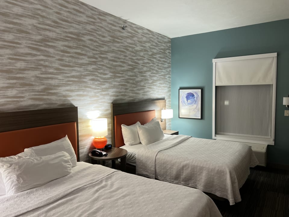 Zimmer Home2 Suites By Hilton Bismarck