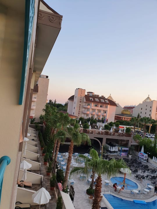 Ausblick Side Crown Palace