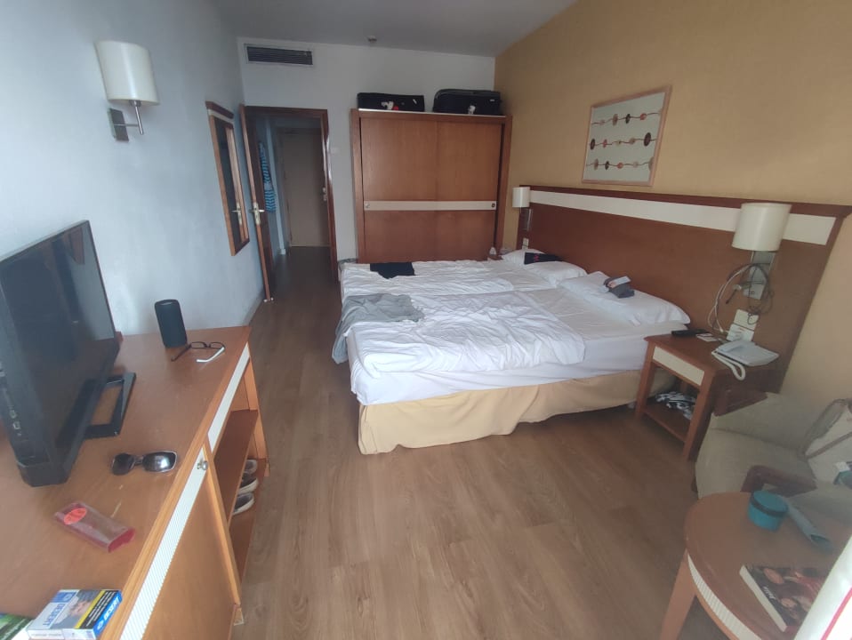 Zimmer allsun Hotel Lucana