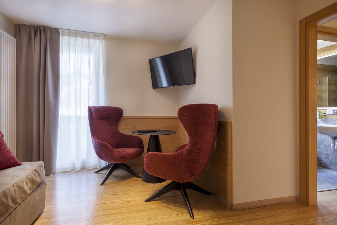 Zimmer ADLER MERYEM Wellnesshotel – Andalo