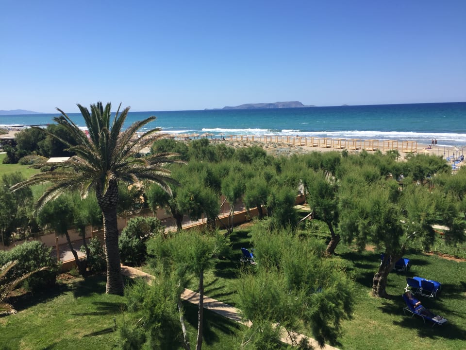 Ausblick Anissa Beach & Village
