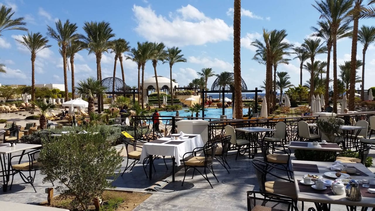 Frühstücksterrasse Pickalbatros Palace Hotel-Port Ghalib