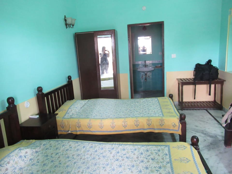 Zimmer Tordi Garh