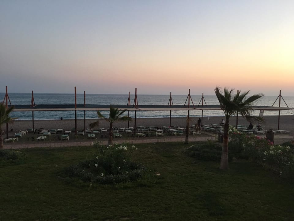 Strand Adora Calma Beach Hotel