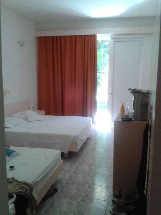 Postele Hotel Golden Odyssey