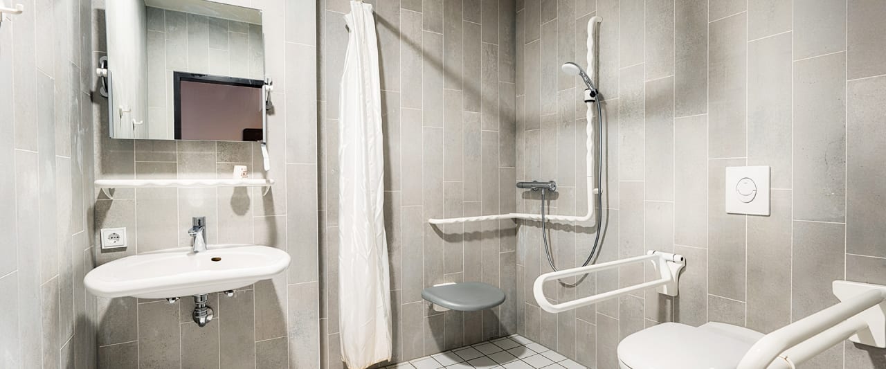 Zimmer B&B HOTEL Wiesbaden-Hbf