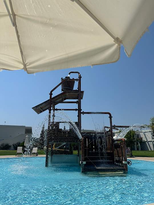 Pool Asterias Beach Resort