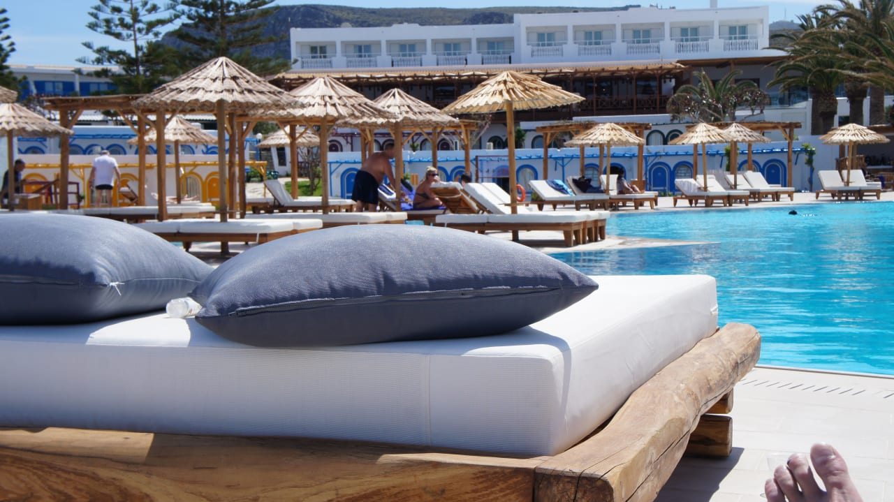 Pool Mitsis Selection Rinela