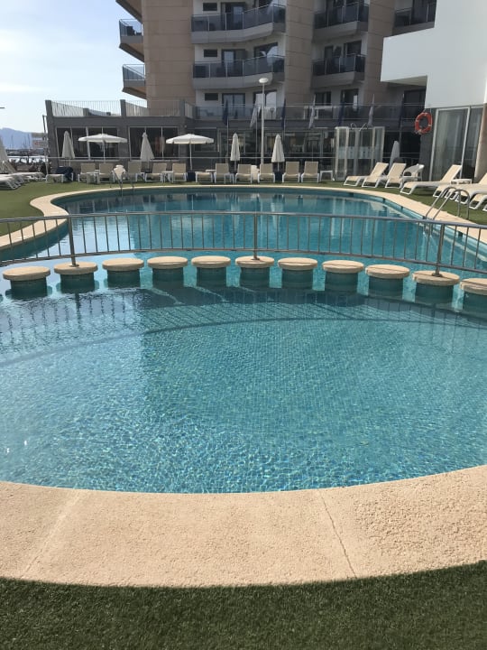 Pool THB Gran Bahía