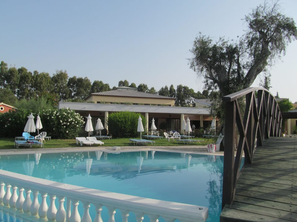 Jeden z basenów Sentido Apollo Palace