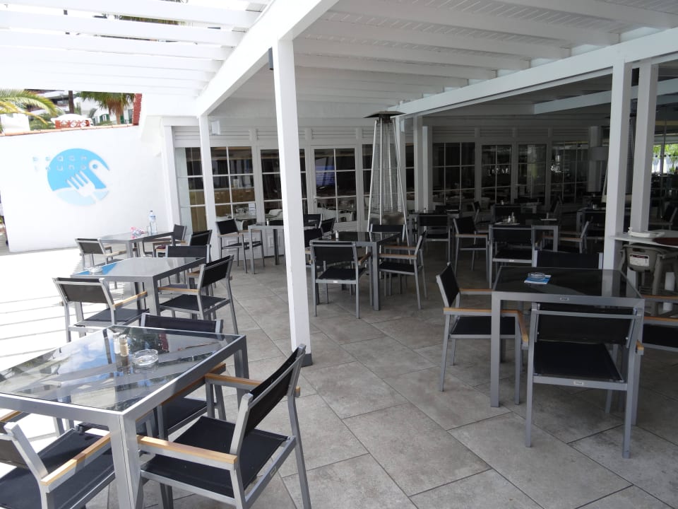 Außenterrasse Servatur Playa Bonita