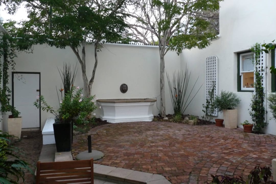 Innenhof Nine Flowers Guest House