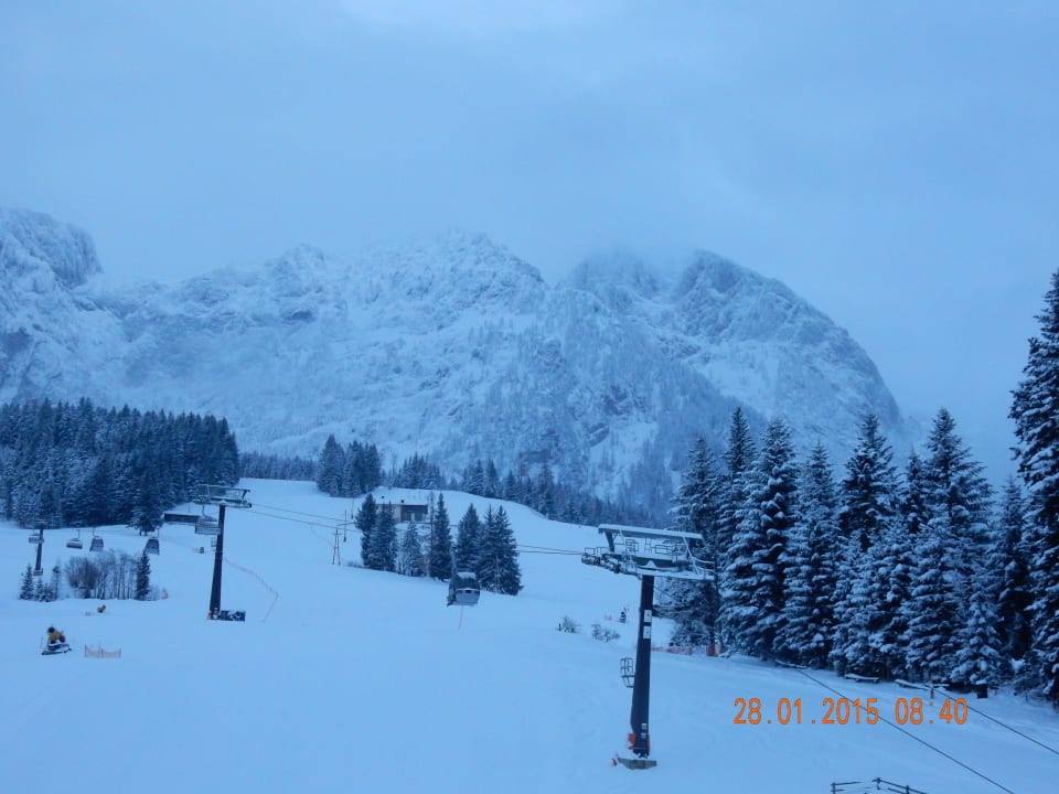 Teil der Pisten vom Balkon Gasthaus Landhotel Traunstein