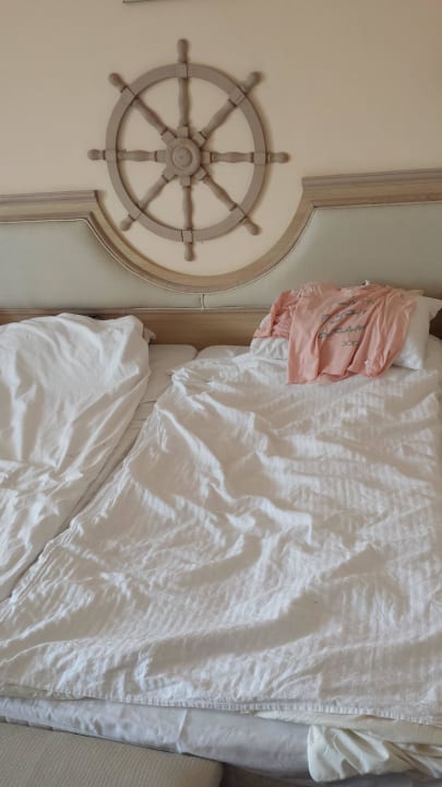 Gemachtes Bett 2 Royal Park Hotel & Aqua park