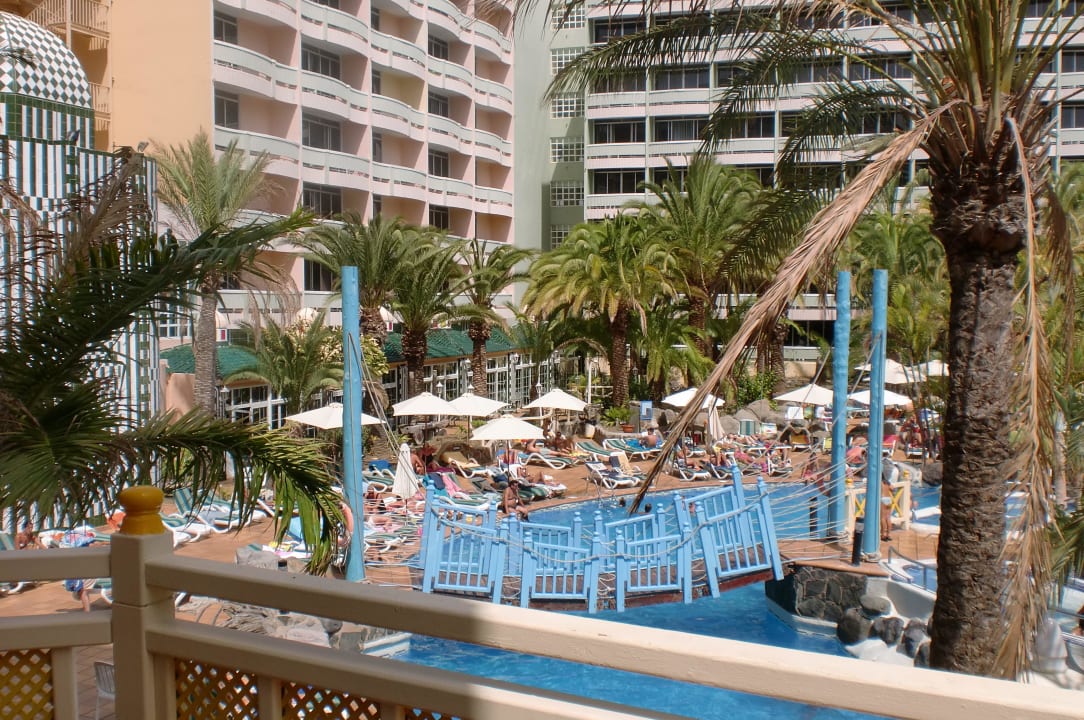 Brücke über dem Pool Abora Buenaventura by Lopesan Hotels