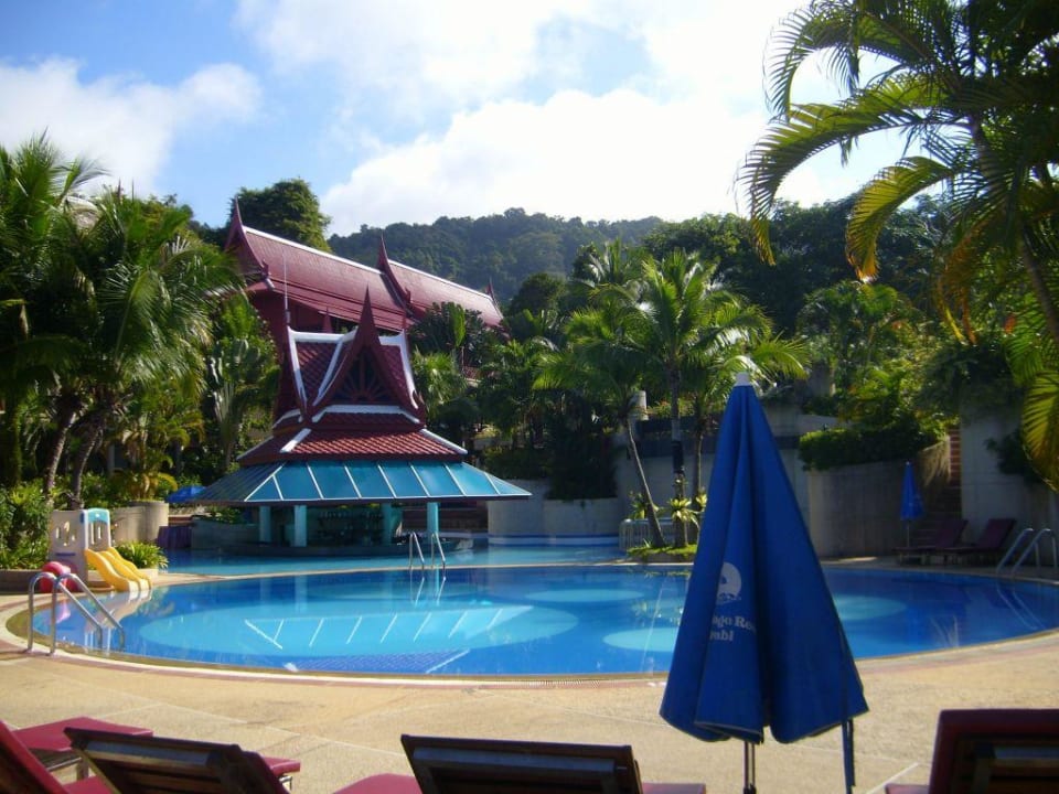 Ein Teil des Poolbereiches  Chada Thai Village Resort