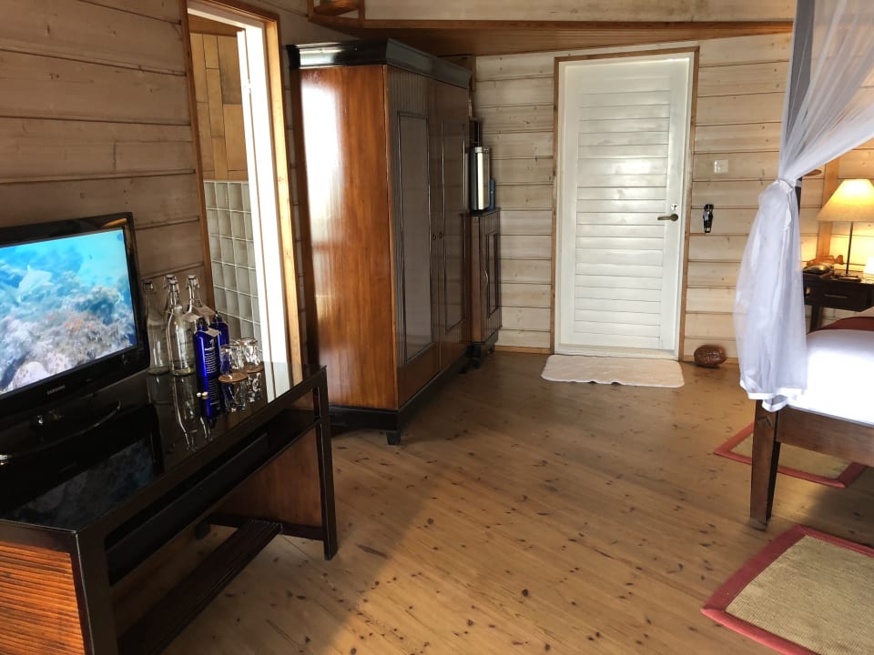 Zimmer Kuredu Island Resort & Spa