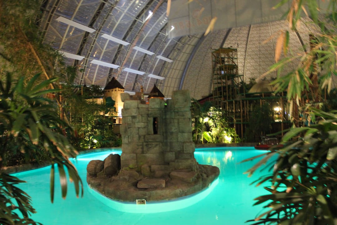 Am Kinderspielplatz Tropical Islands Resort