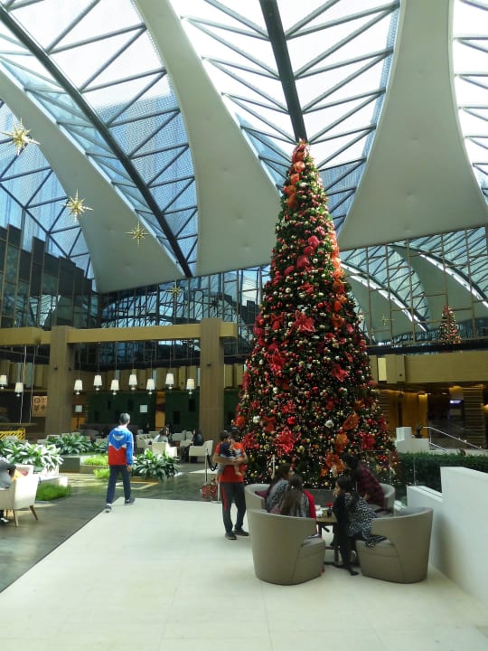 In der Lobby Hyatt Regency Dubai Creek Heights