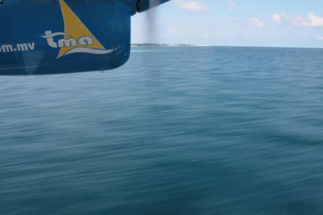 Aus dem Flugzeug Kuramathi Maldives