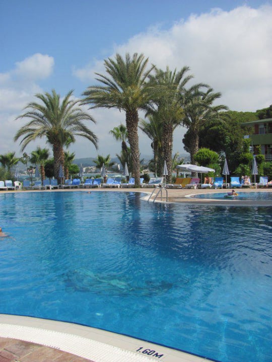 Pool von Block D Lonicera Resort & Spa Hotel