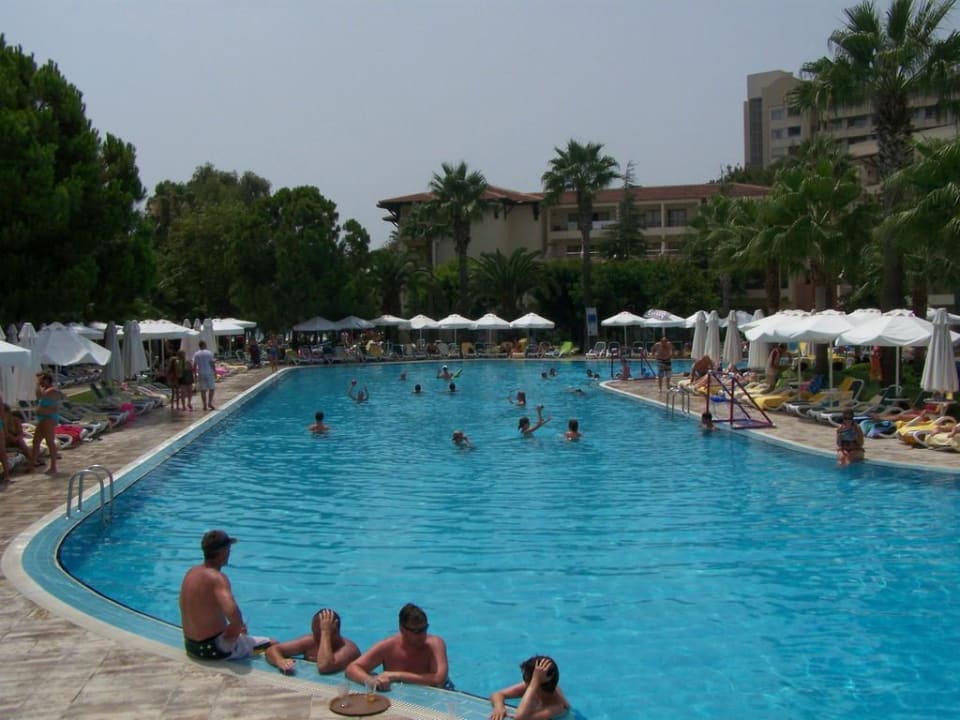 Main pool Barut Hemera