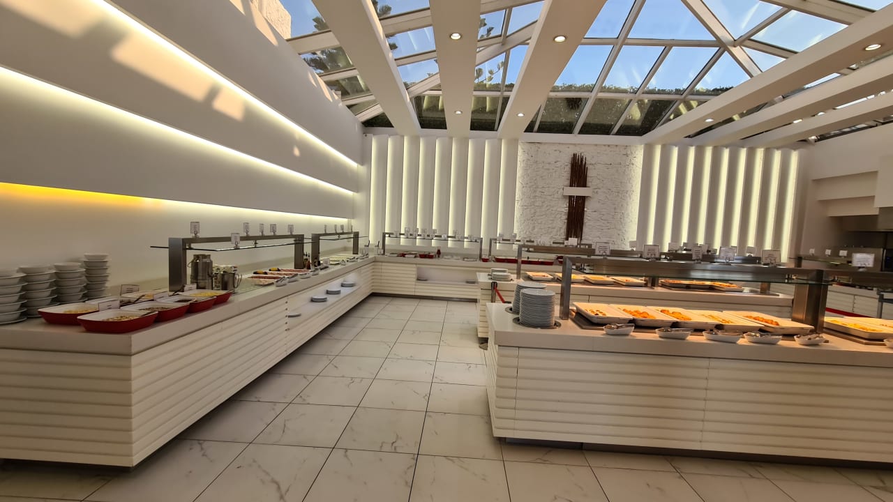 Gastro Dimitra Beach Hotel & Suites