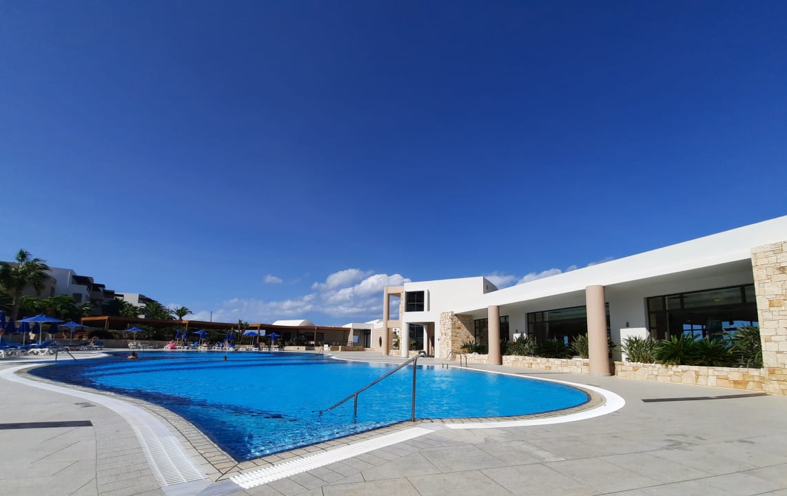 Pool Grand Hotel Holiday Resort