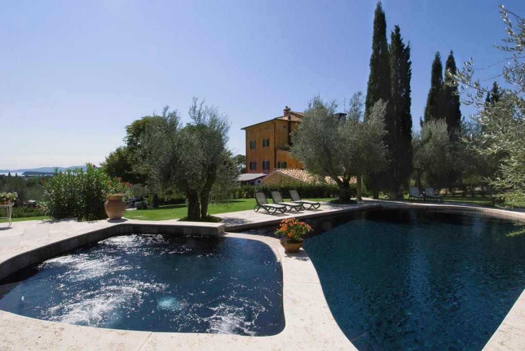 La piscina con vista lago Hotel Antica Residenza I Capricci Di Merion