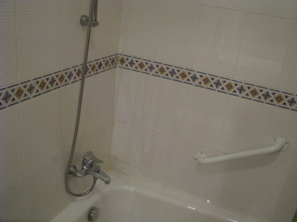 Schmutz wohin das Auge reicht Ghazala Gardens