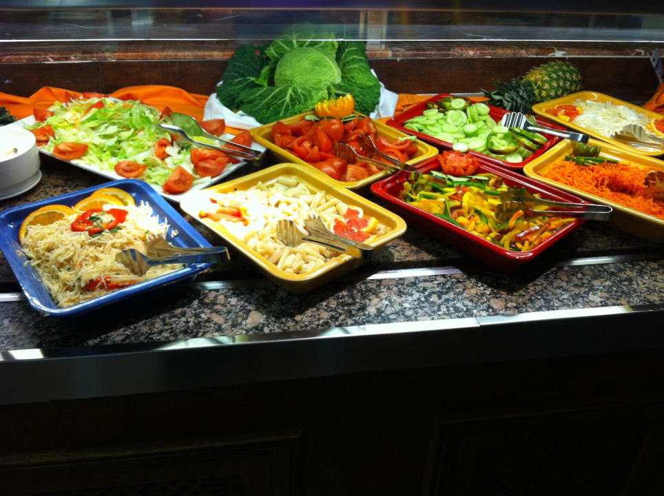 Salatbuffet, immer sehr Frisch Caprice Janeiro Hotel & Spa