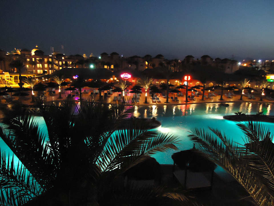 Am Abend Pickalbatros Aqua Vista Resort - Hurghada