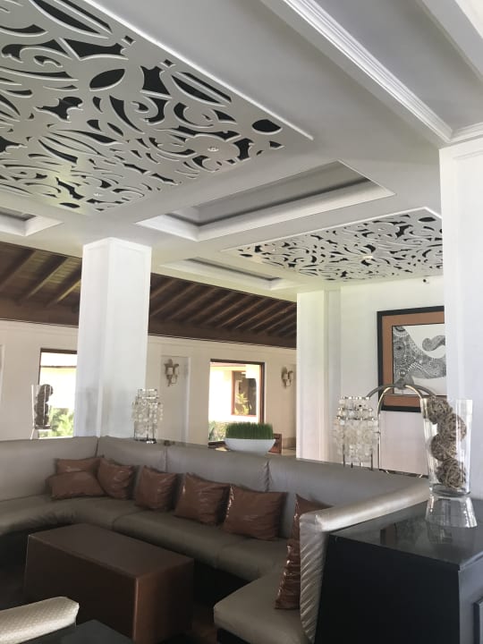 Lobby Taj Bentota Resort & Spa