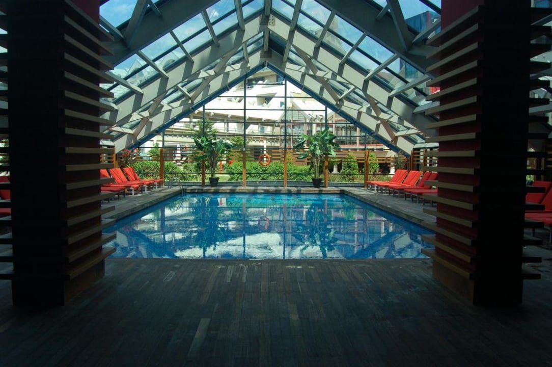 Крытый бассейн Susesi Luxury Resort
