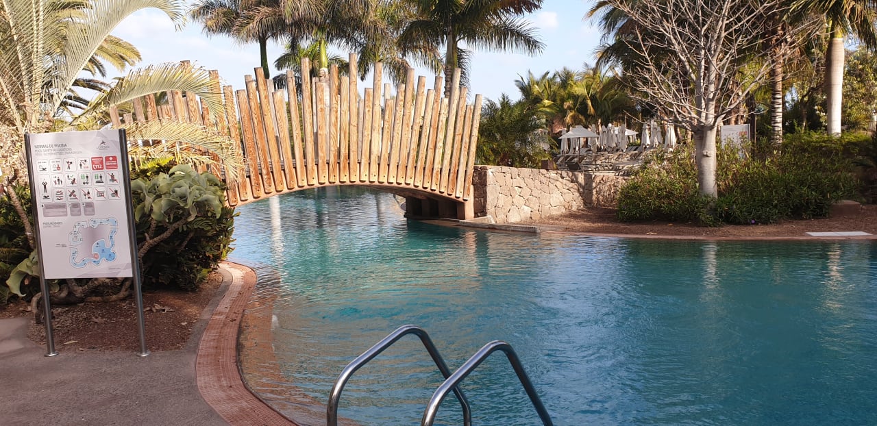 Pool Lopesan Baobab Resort