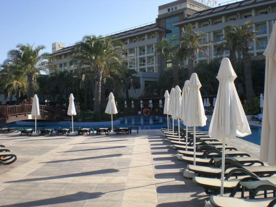 Pool morgens um 9 Uhr Sunis Kumköy Beach Resort Hotel & Spa