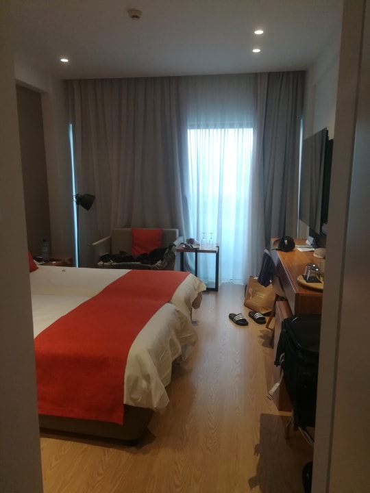 Zimmer Crystal Springs Beach Hotel