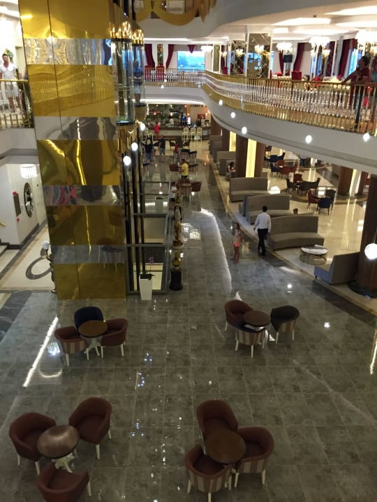 Bilder in der Lobby  Dream World Aqua Hotel