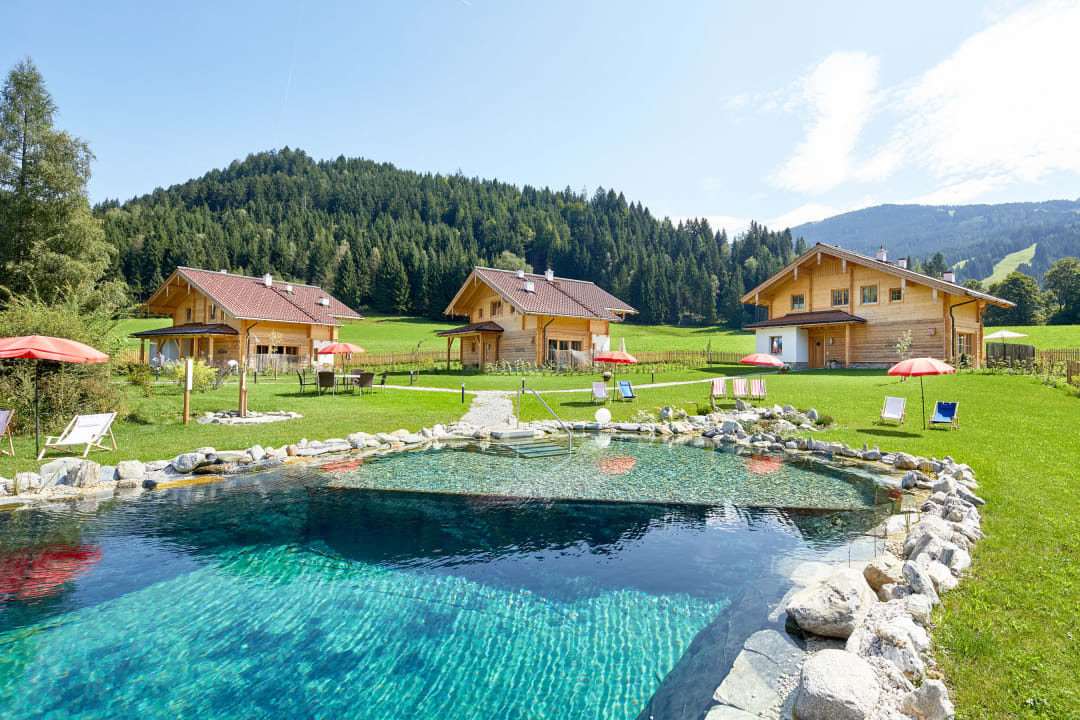 Pool Lehenriedl Chalets & Appartements