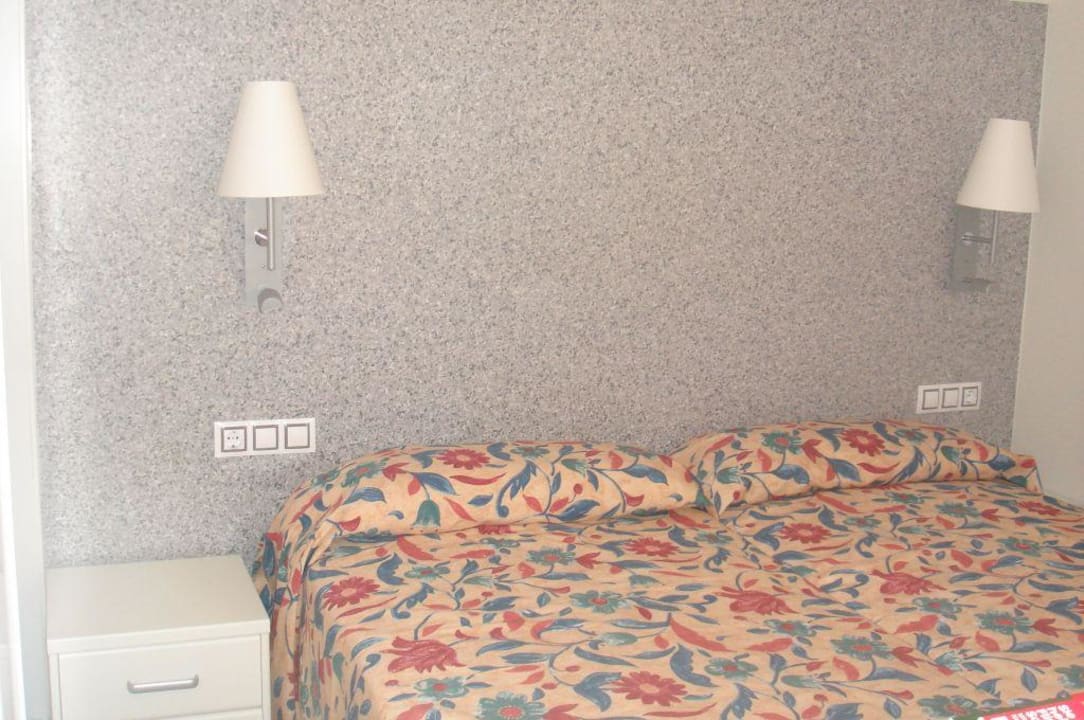 Bett Doppelzimmer Apartamentos Turísticos Mix BR AT2179