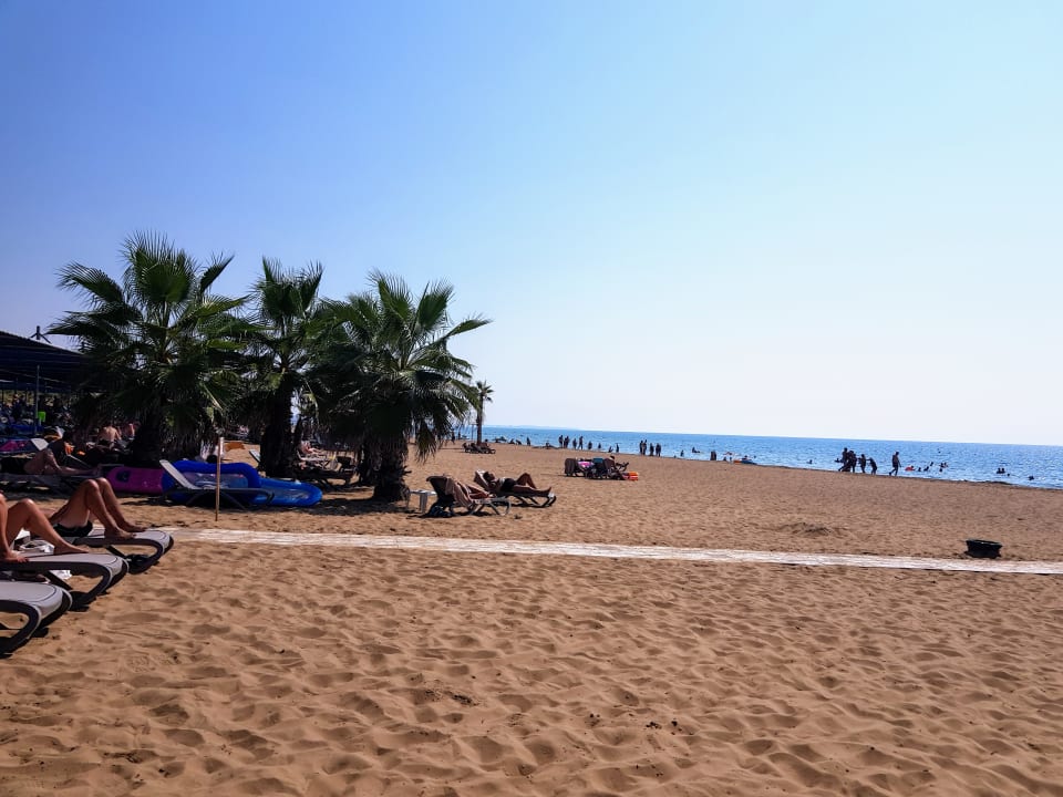 Strand Club Grand Aqua