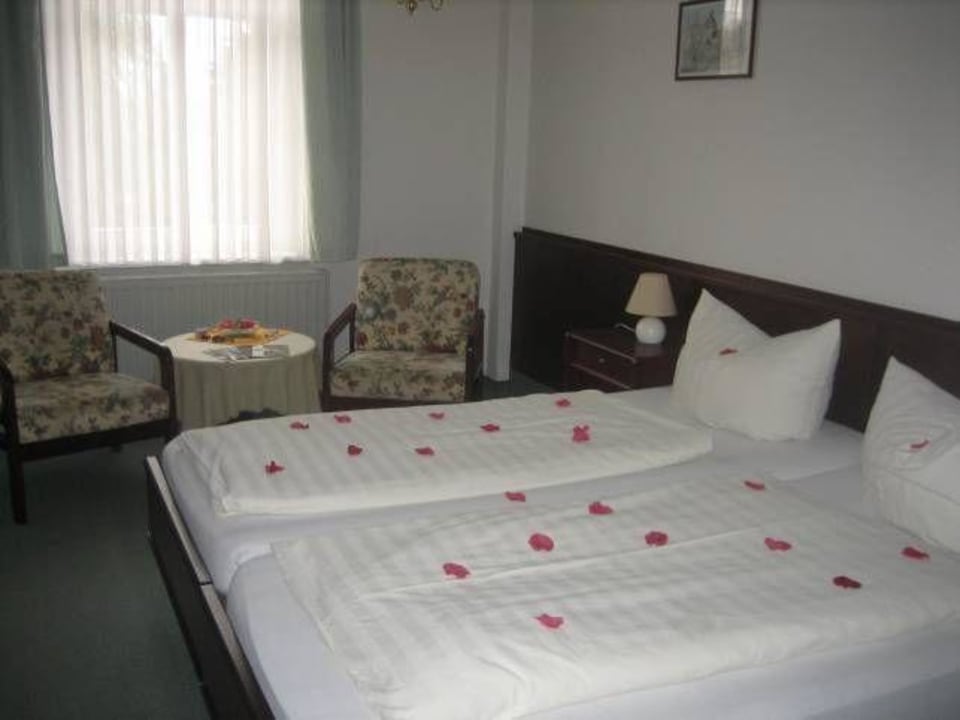 Rosenbett Hotel Schöne Aussicht