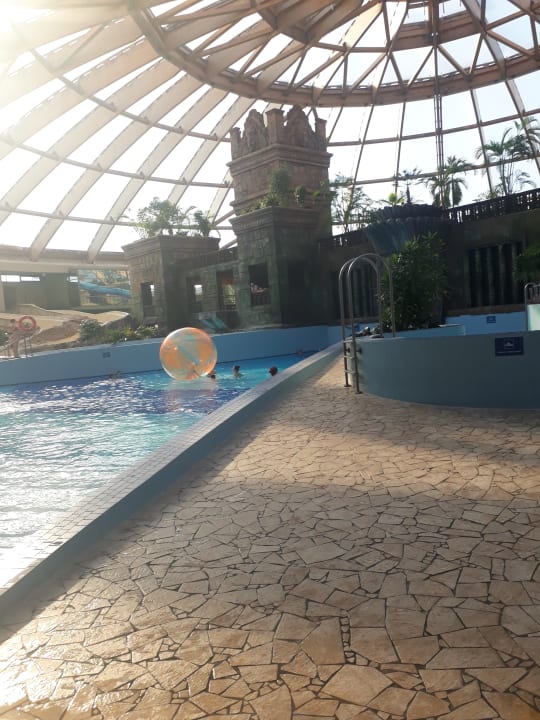 Pool Aquaworld Resort Budapest