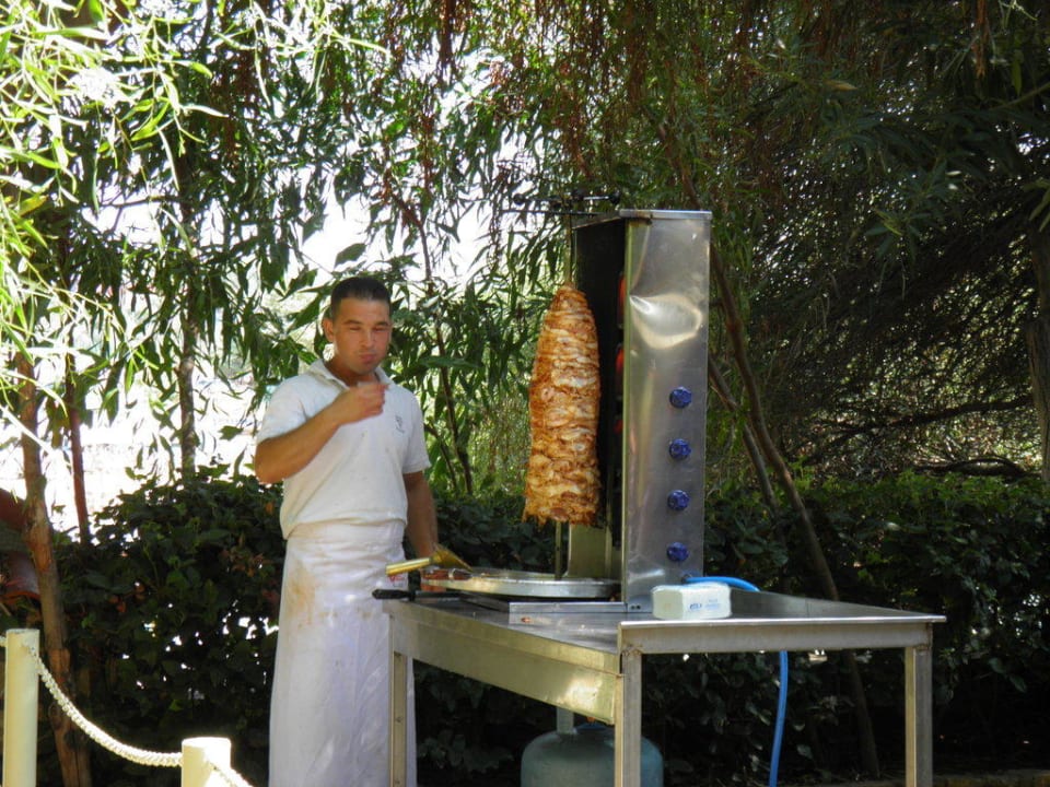 Neue Verpflegung am Strand Alara Hotel