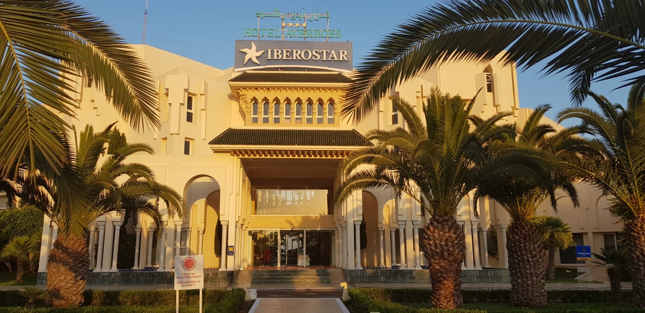 Außenansicht Iberostar Waves Averroes