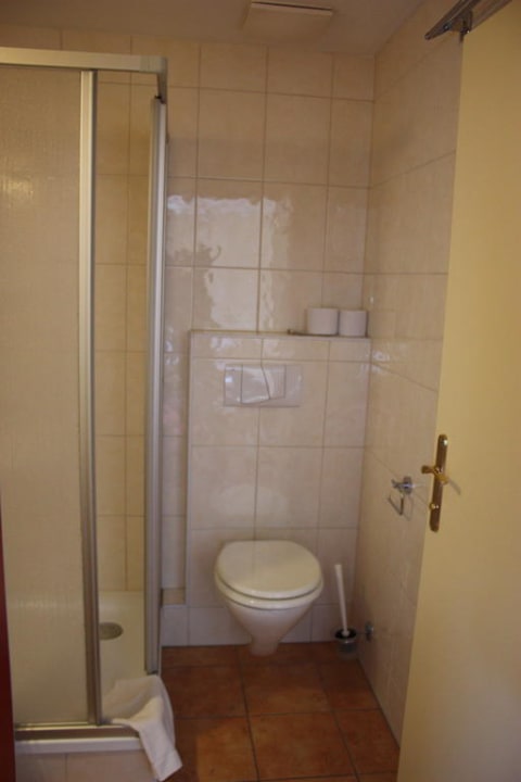 Bathroom Pension Haus Tirol
