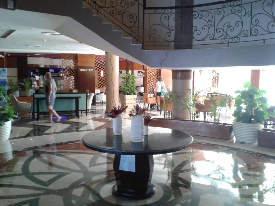 Eingangshalle Amwaj Beach Club Abu Soma Resort