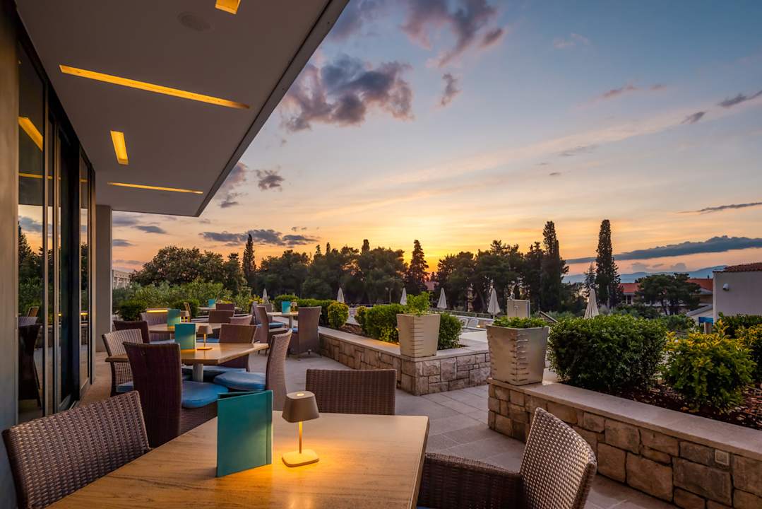 Lobby Aminess Vival Casa Velaris