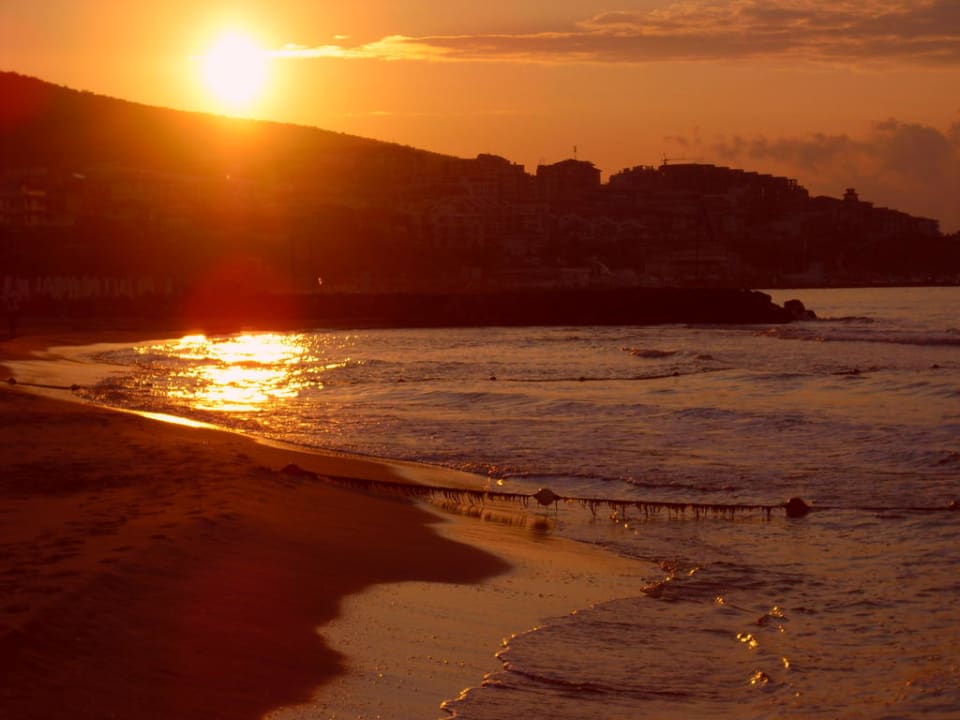 Sonnenaufgang Hotel Sineva Beach