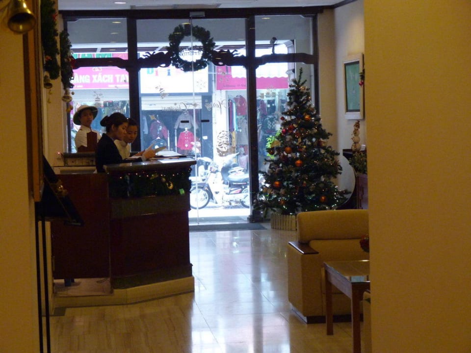 Lobby Hotel Quoc Hoa